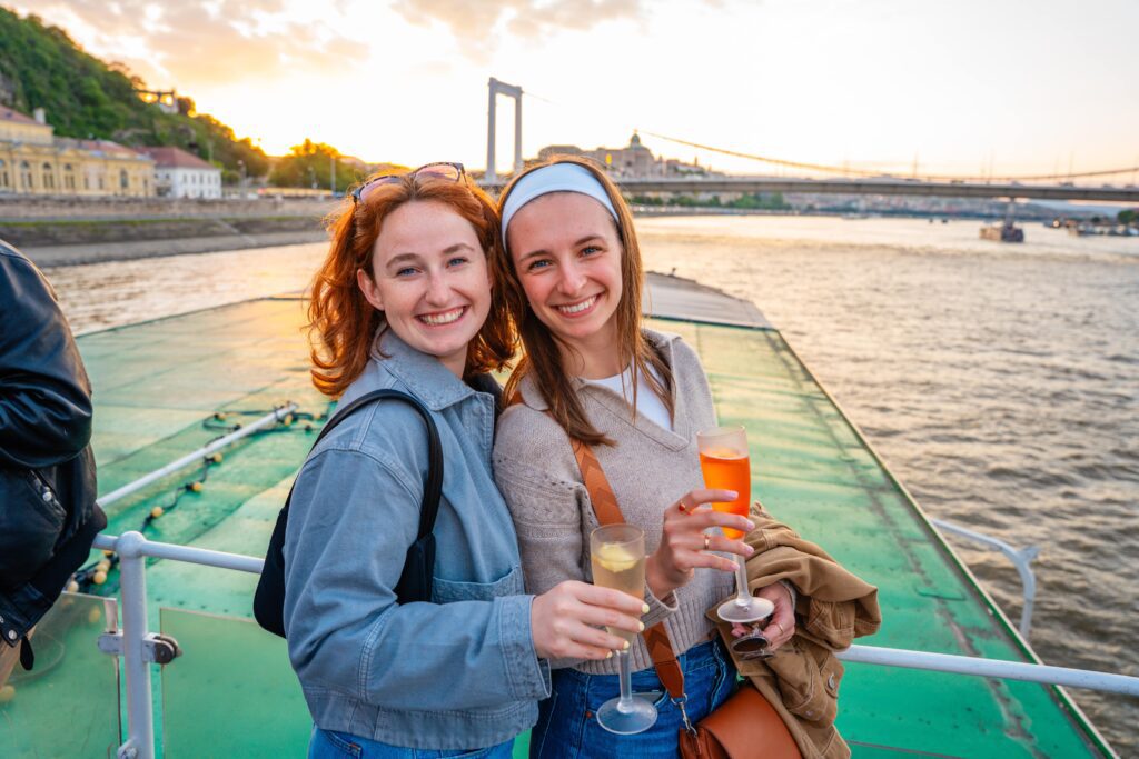 20250509_prosecco_boat2_fullsize_szmg-49-min